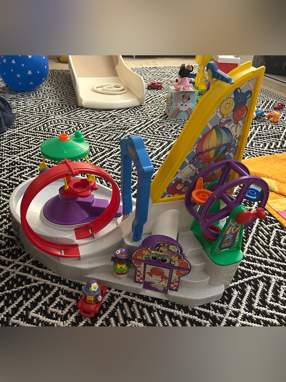 1998 Fisher Price Carnival with two clowns